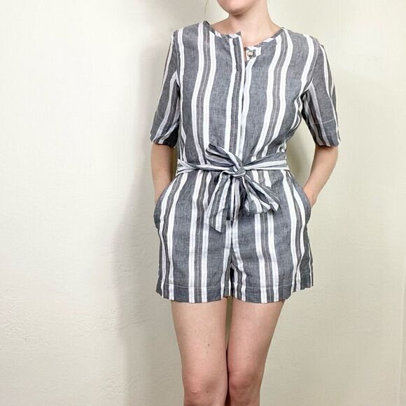 Banana Republic Pants - NWT Banana Republic Grey & White Linen Blend Belted Waist Short Romper Playsuit